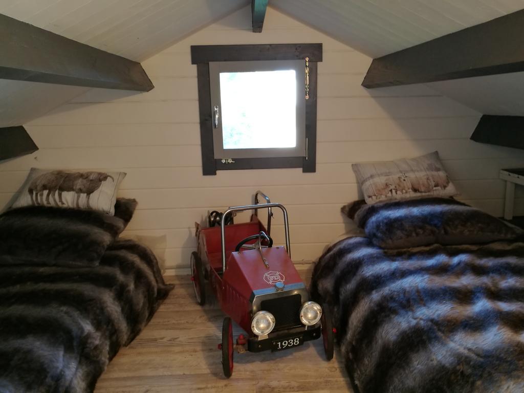 B&B Le Bonimenteur Шарлеруа Экстерьер фото